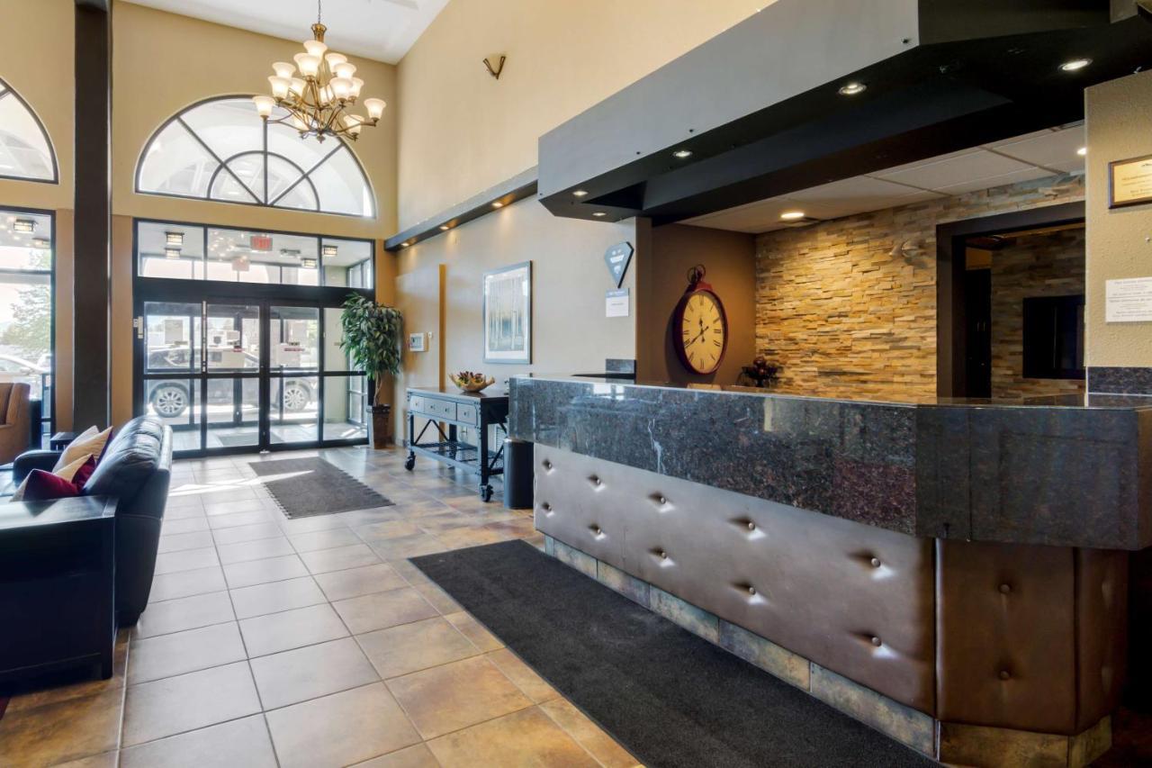 Best Western Plus Kamloops Hotel Exterior photo