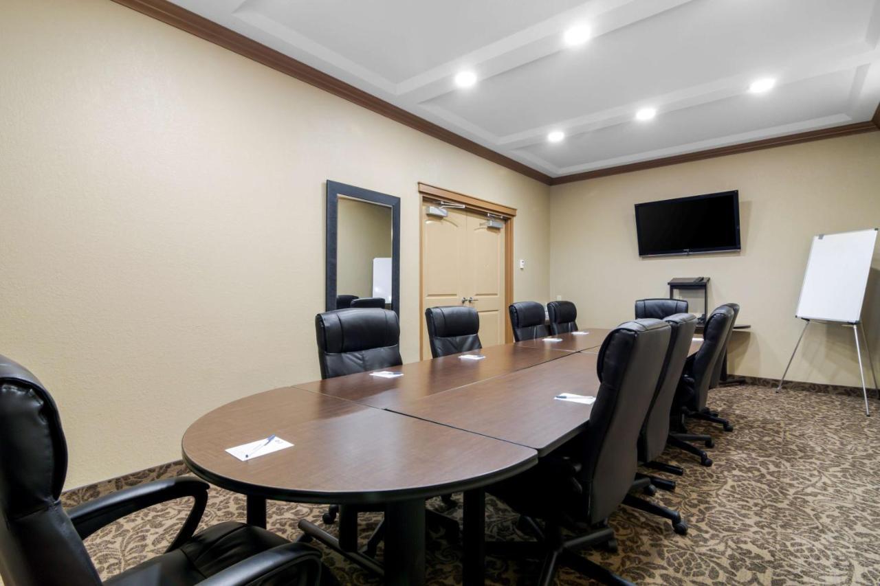 Best Western Plus Kamloops Hotel Exterior photo