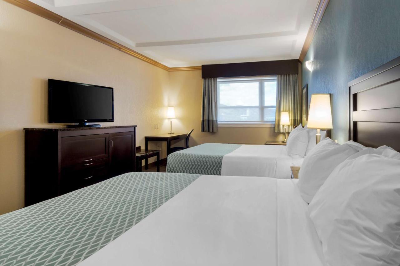 Best Western Plus Kamloops Hotel Exterior photo